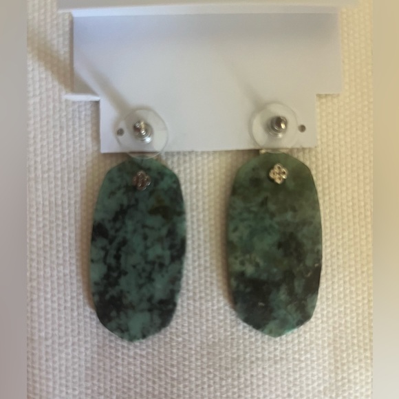 Kendra Scott Earrings - Picture 2 of 2